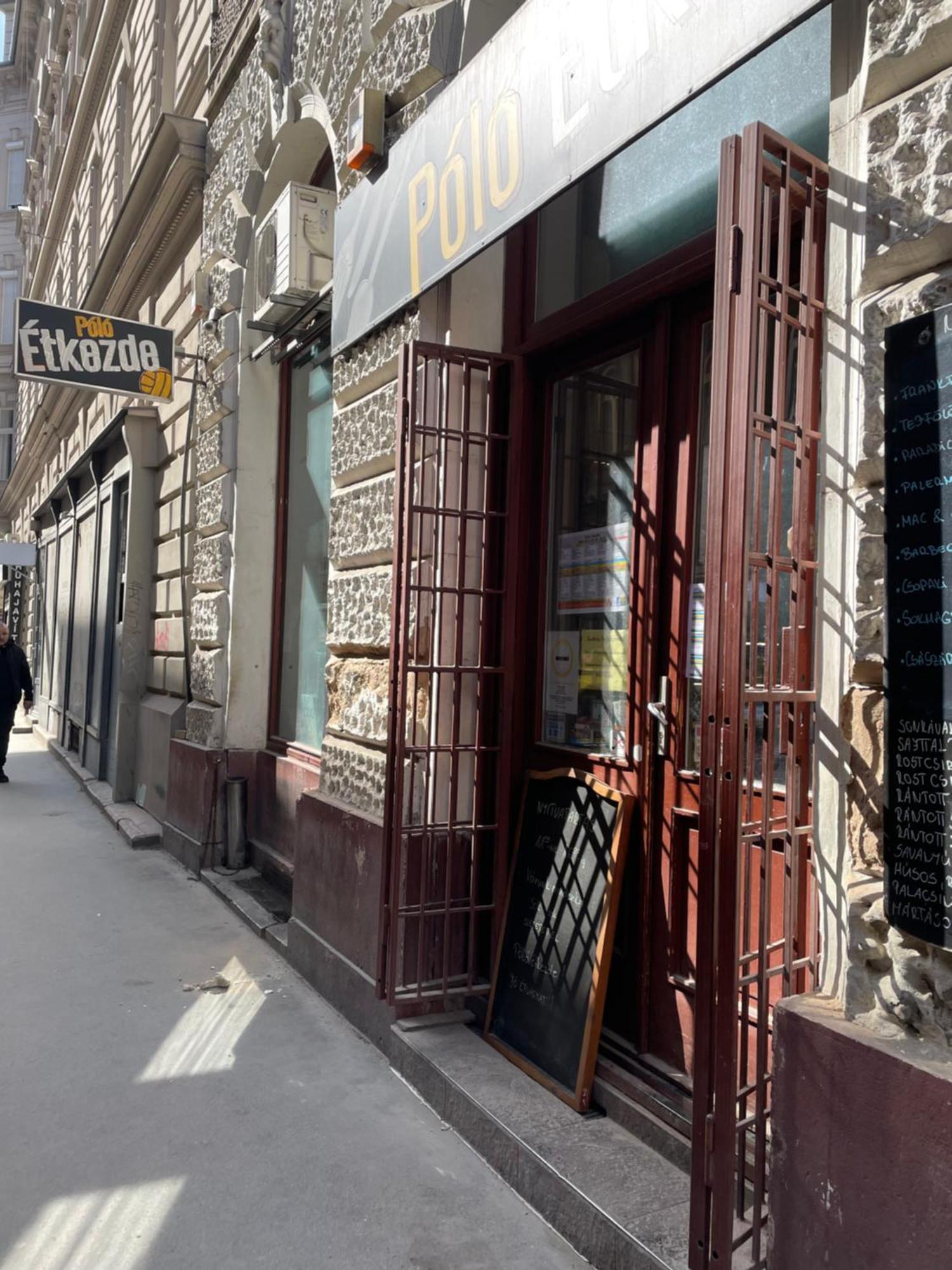 Teresian Apartment Near The Andrassy Street Free Air Conditioner Free Coffee 布达佩斯 外观 照片
