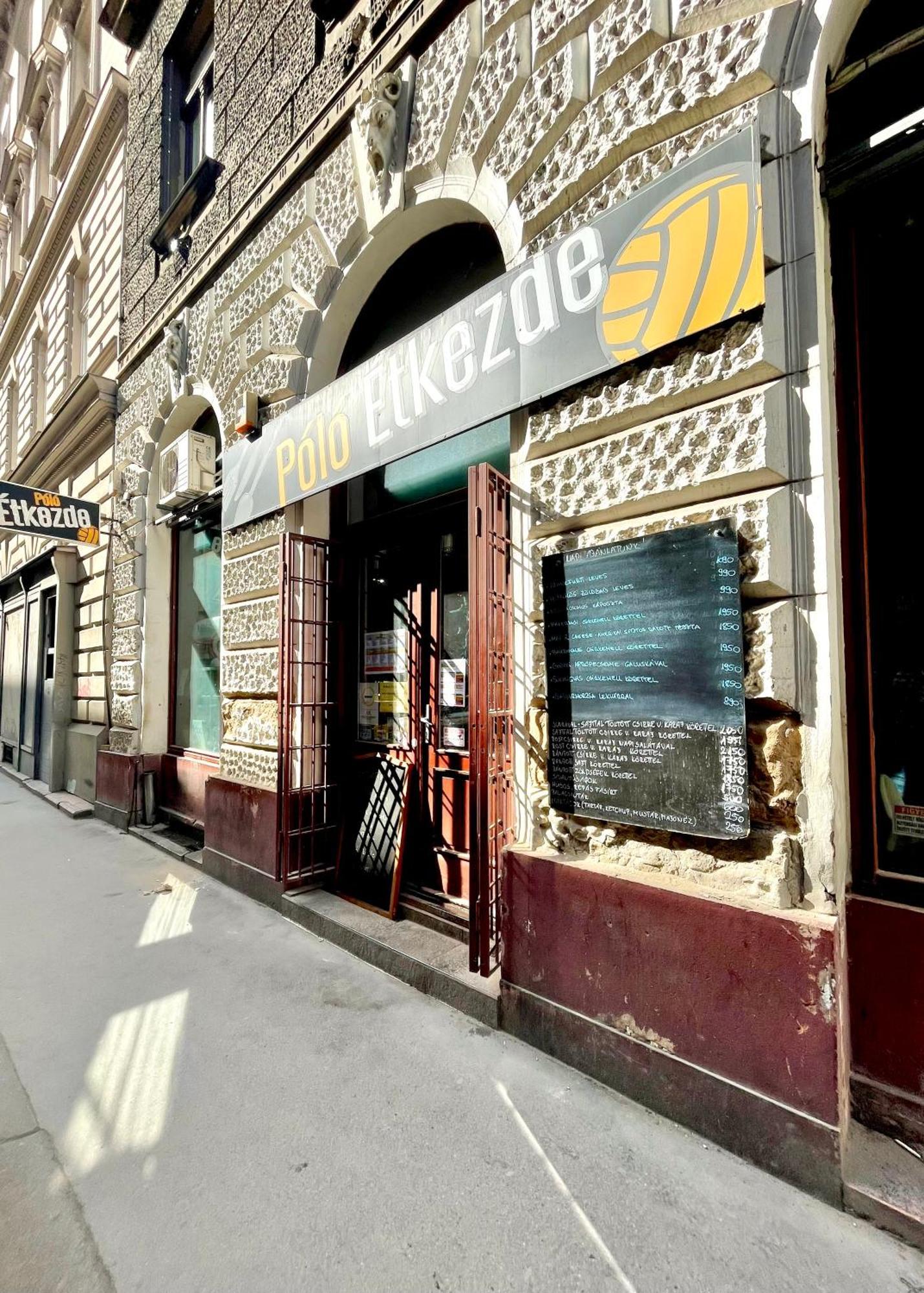 Teresian Apartment Near The Andrassy Street Free Air Conditioner Free Coffee 布达佩斯 外观 照片